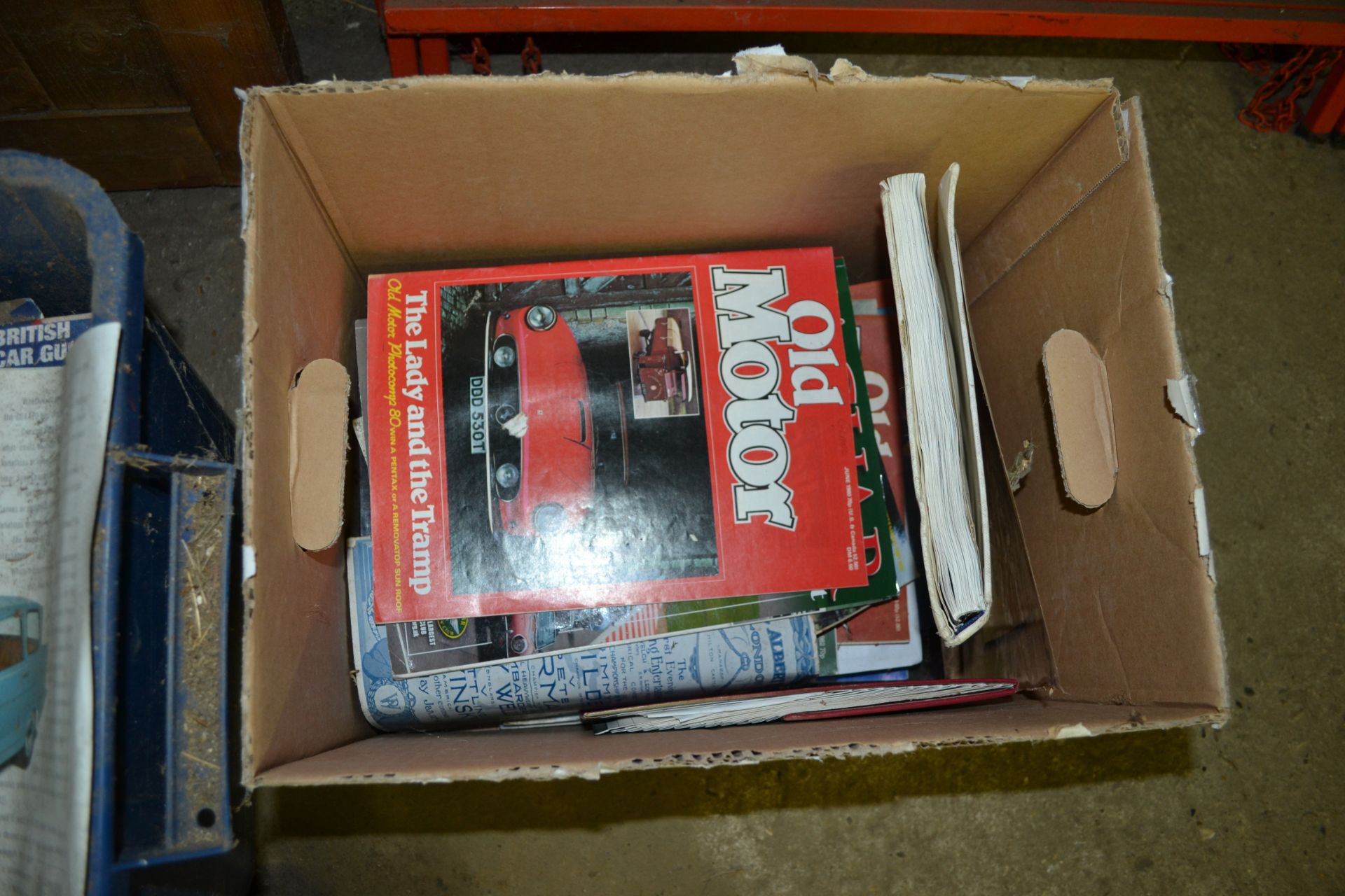 2x boxes of various car magazines etc. V - Image 3 of 3