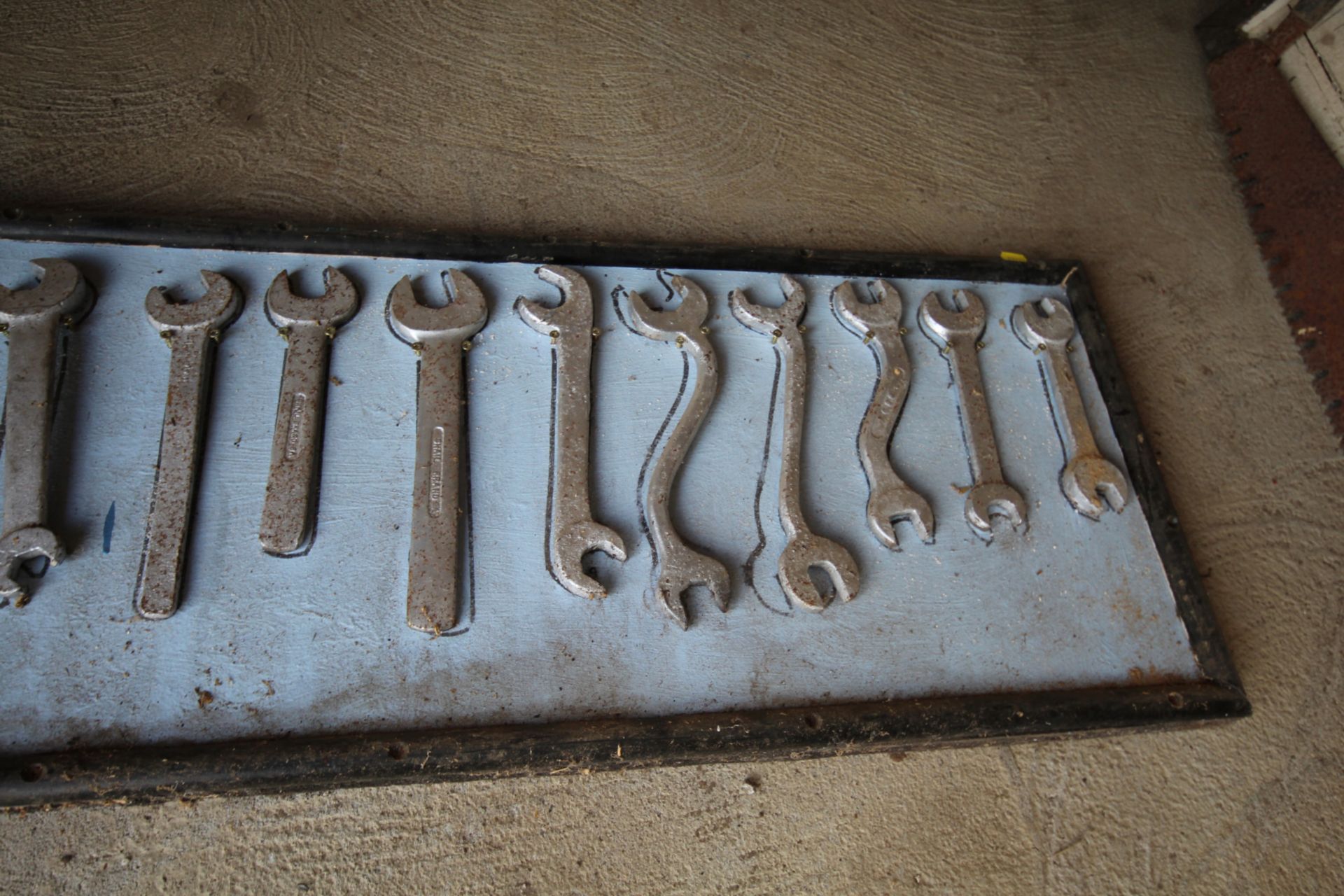 Twenty one spanners mounted on a board - Image 4 of 4