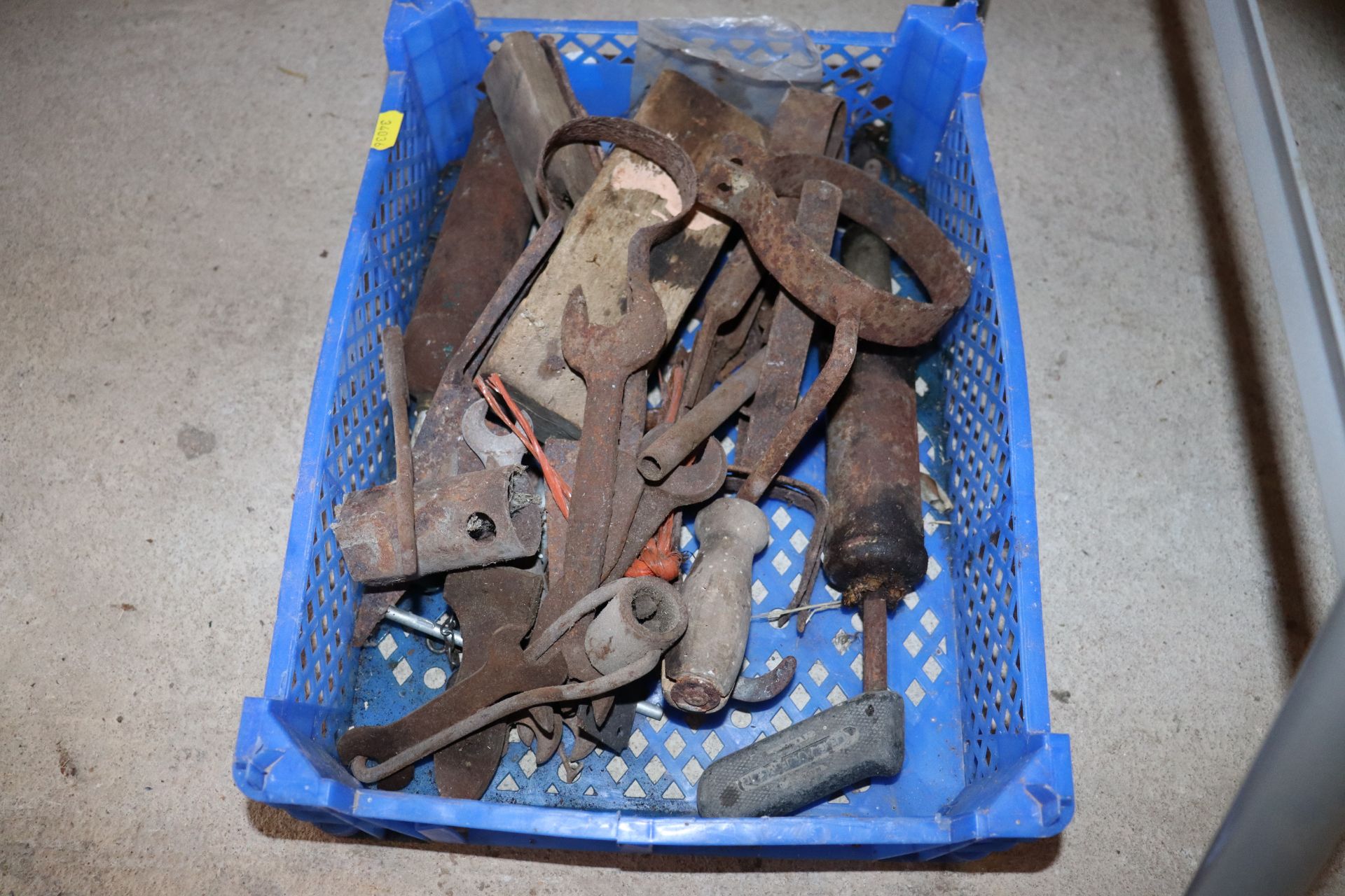 A tray box of various vintage spanners etc.