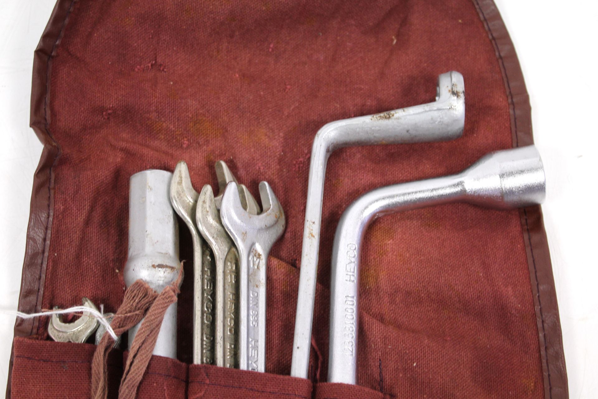 A vintage Mercedes MB SL, SE SEL tool kit circa 19 - Image 4 of 4