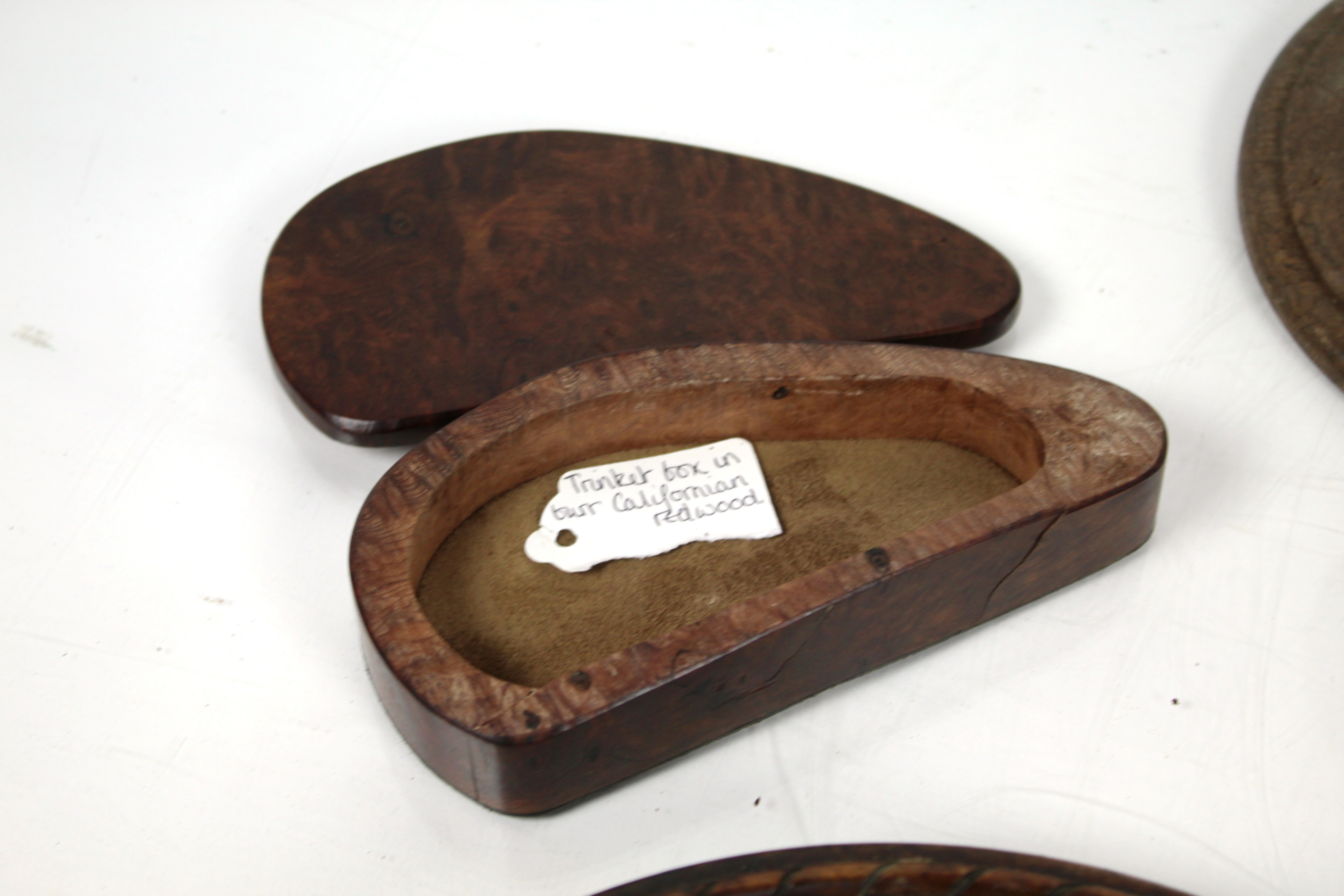 A box of miscellaneous treen items including a min - Image 11 of 12