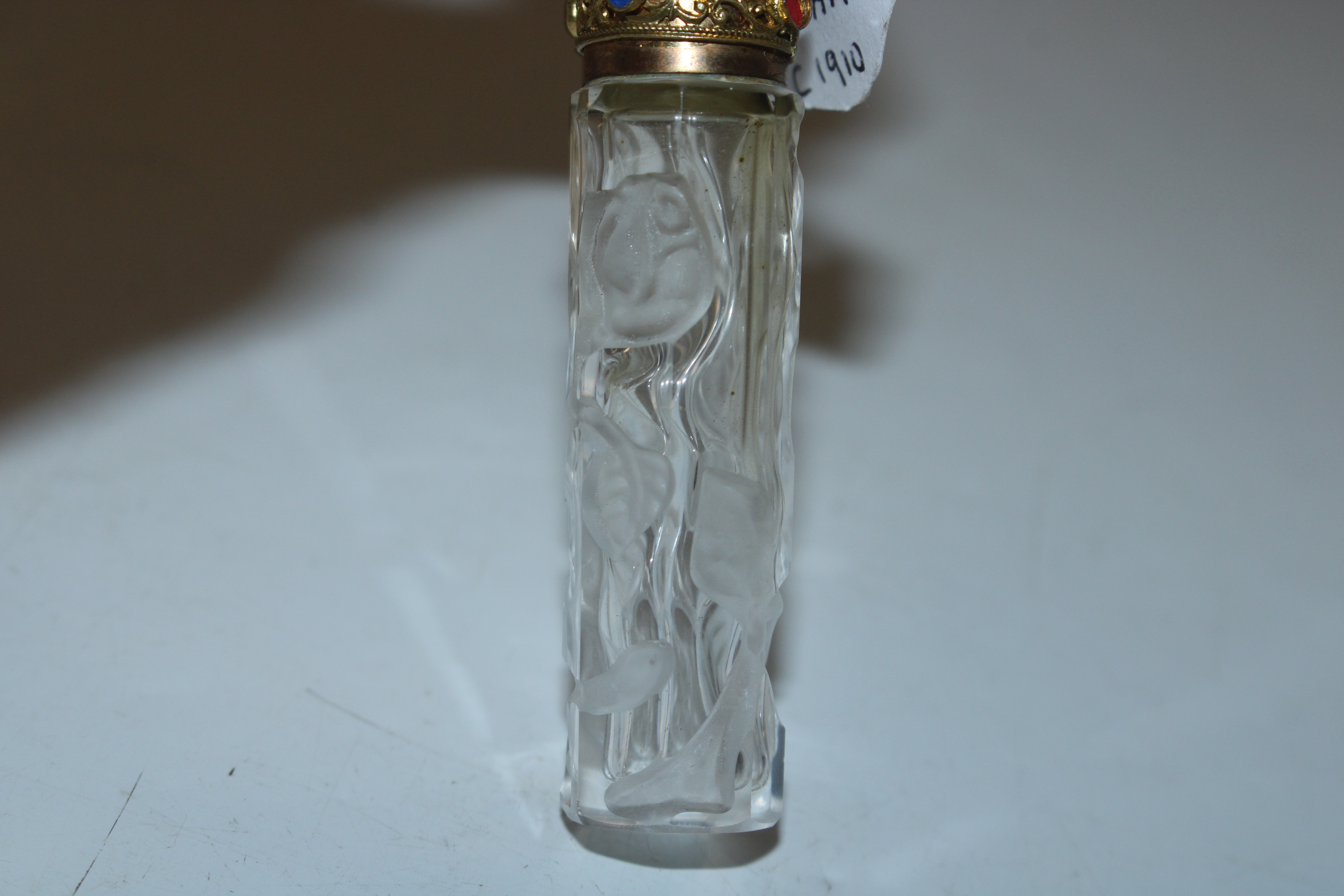 Seven various silver topped and other scent bottle - Image 19 of 20