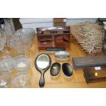 A gents grooming kit, dressing table items