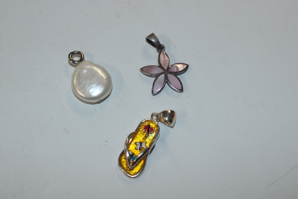 A quantity of various silver jewellery, approx. to - Bild 7 aus 11