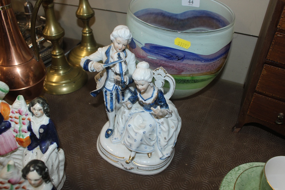 Six porcelain figurines and figure groups includin - Bild 4 aus 5