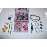 A jewellery box and contents of various costume je