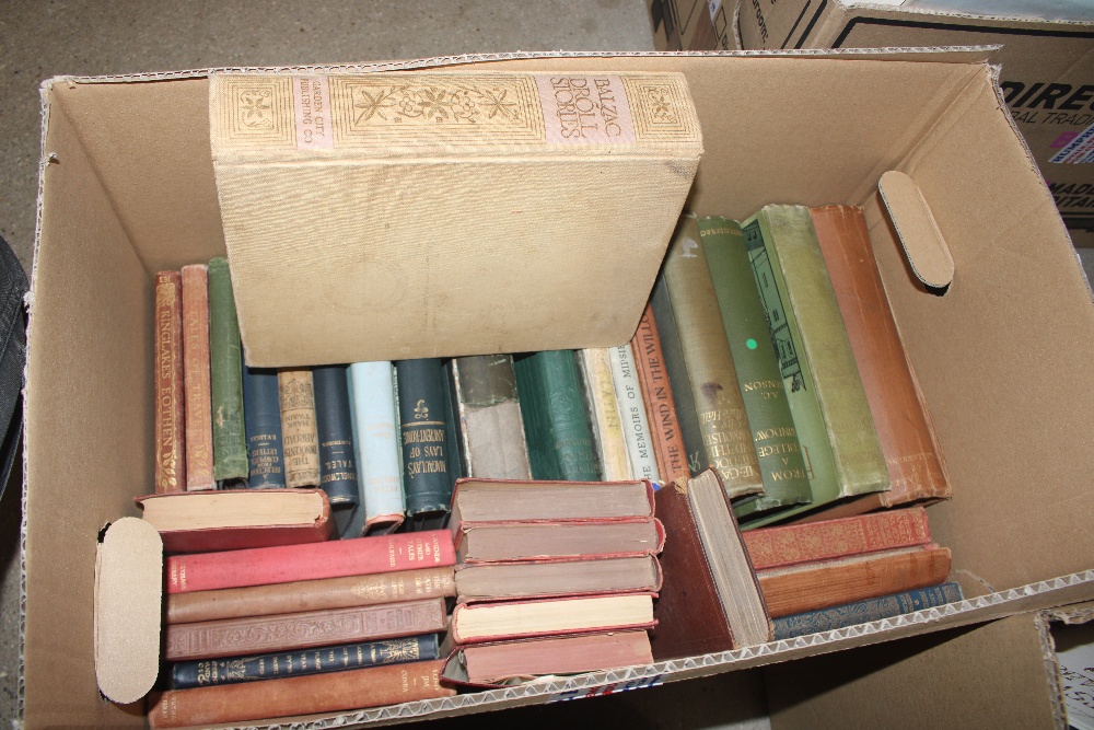 Four boxes of miscellaneous books - Bild 3 aus 5