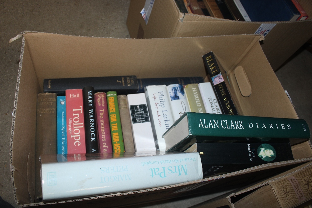 Four boxes of miscellaneous books - Bild 4 aus 5