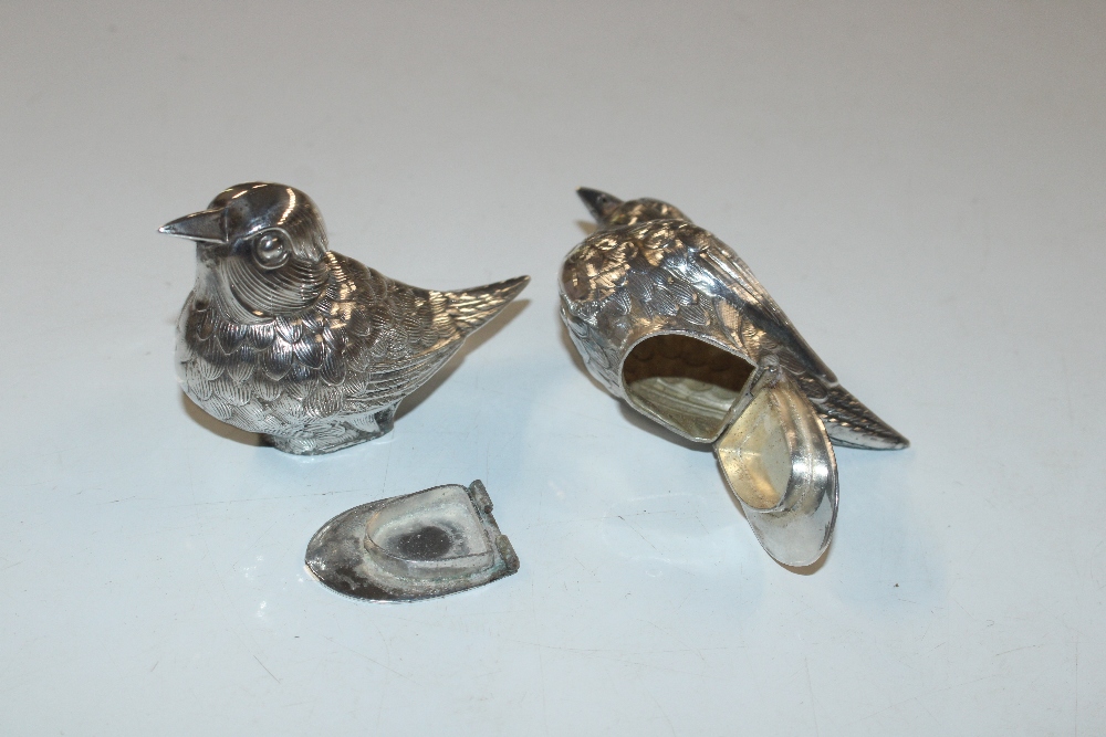 A pair of continental white metal salts in the for - Image 3 of 3