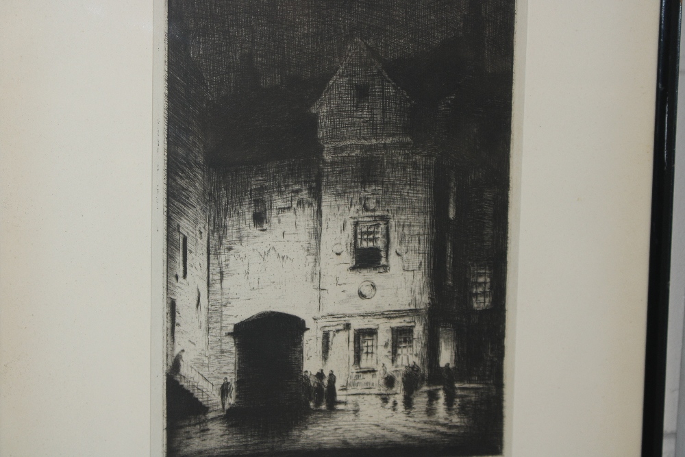 An etching by Joseph Gray, of John Knox's house - Bild 2 aus 6