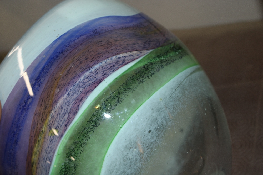 A Pert Art Glass bowl, signed Tom Petit, dated '95 - Bild 3 aus 5