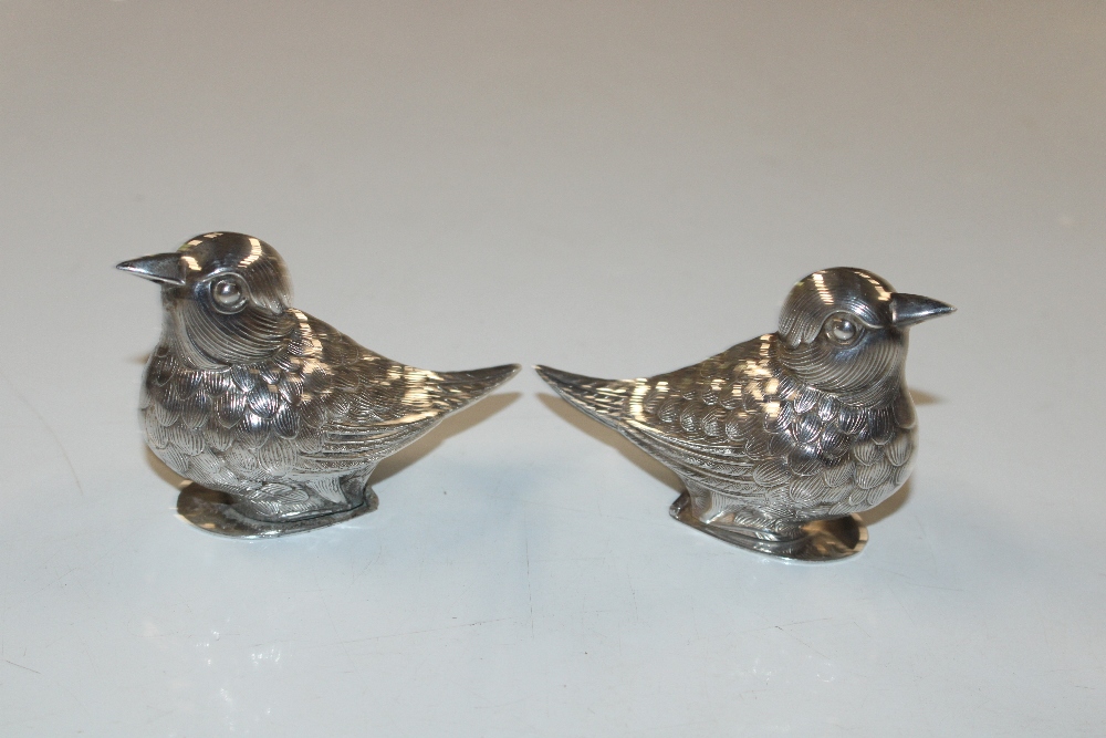 A pair of continental white metal salts in the for - Image 2 of 3