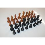 A quantity of Staunton and Staunton style chess pi