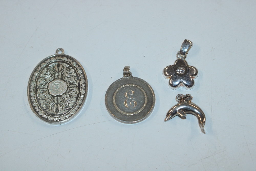 A quantity of various silver jewellery, approx. to - Bild 5 aus 11