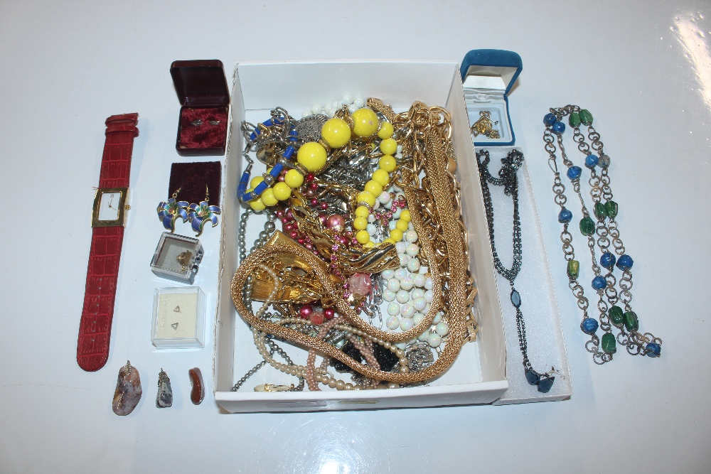 A box of various costume jewellery to include 9ct