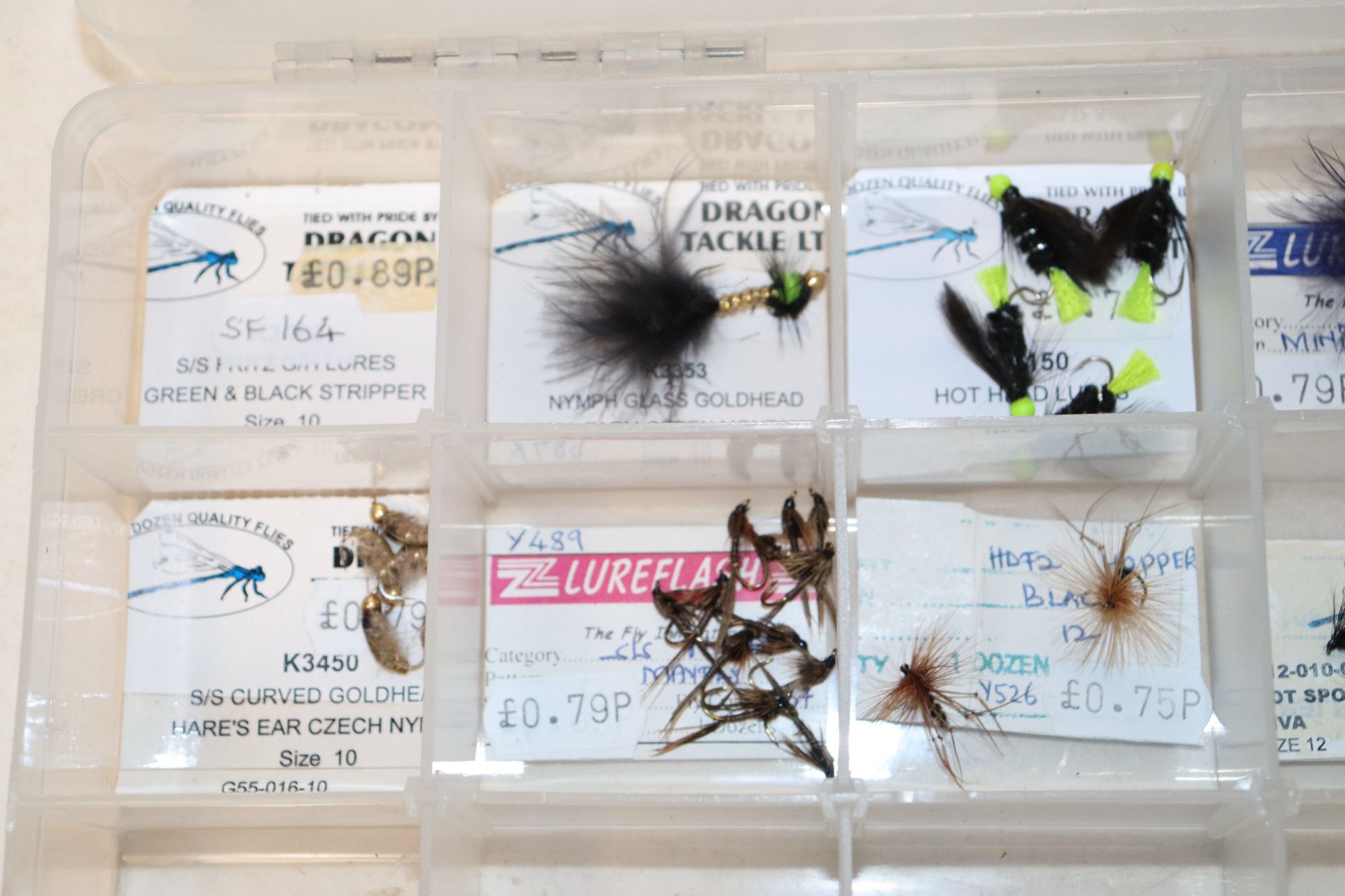 A quality of various fishing flies - Image 2 of 3