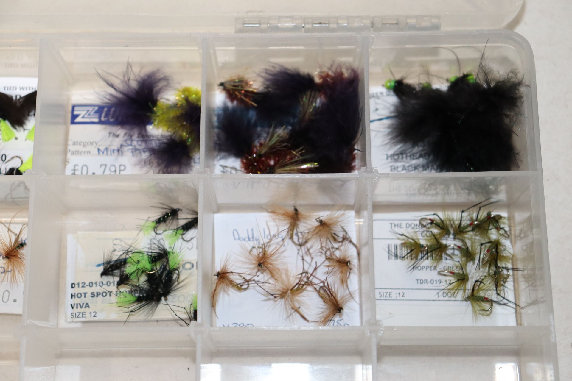 A quality of various fishing flies - Image 3 of 3