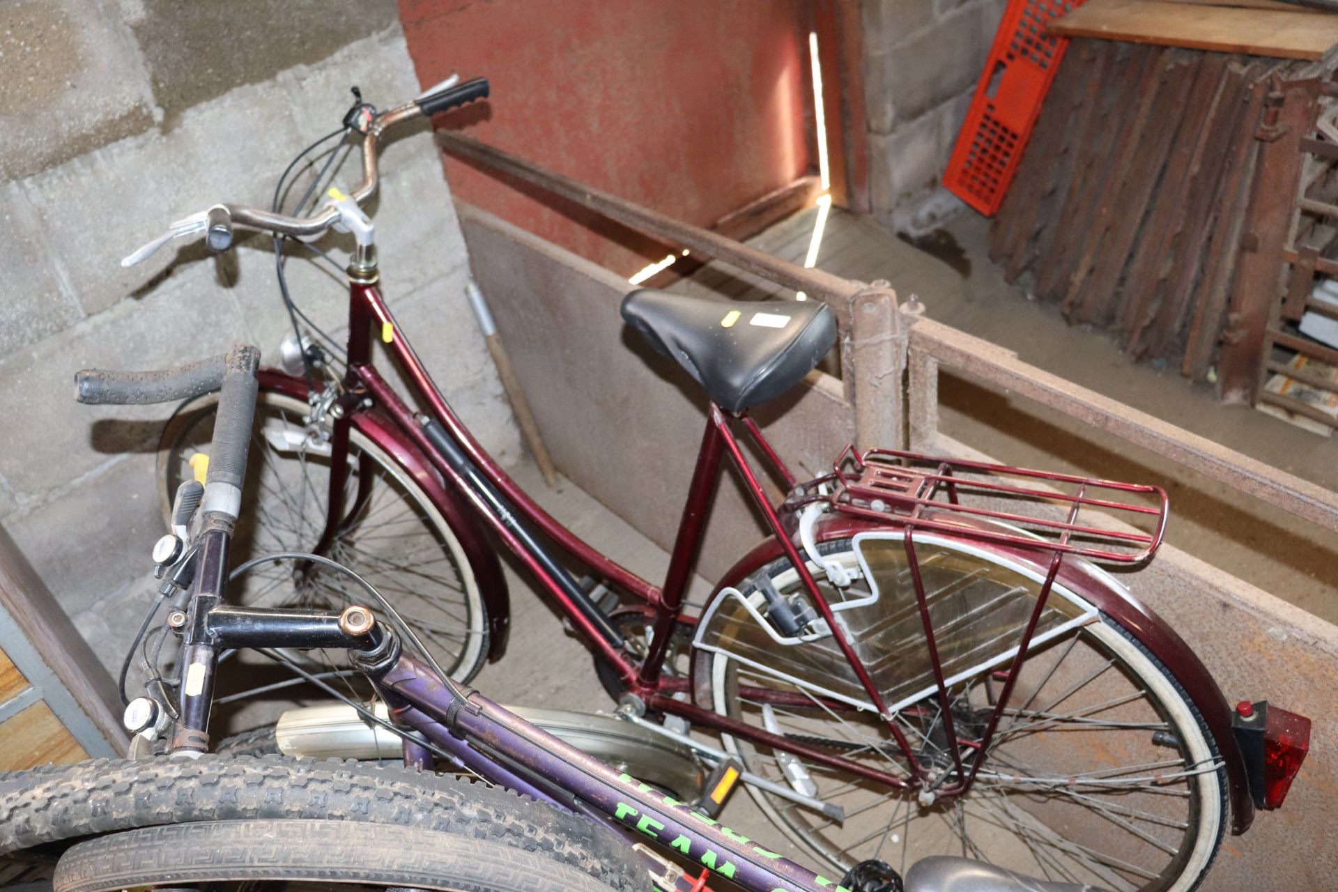 A ladies Raleigh bicycle with three speed gears, m