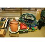 A quantity of outdoor and garden items to include