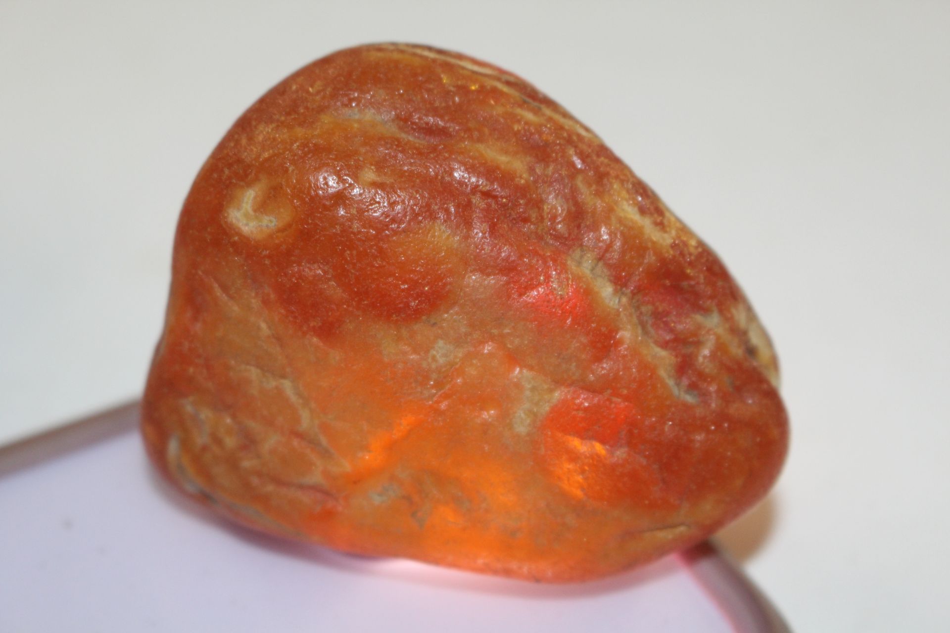 Three pieces of raw amber, approx. 194gms - Image 10 of 12