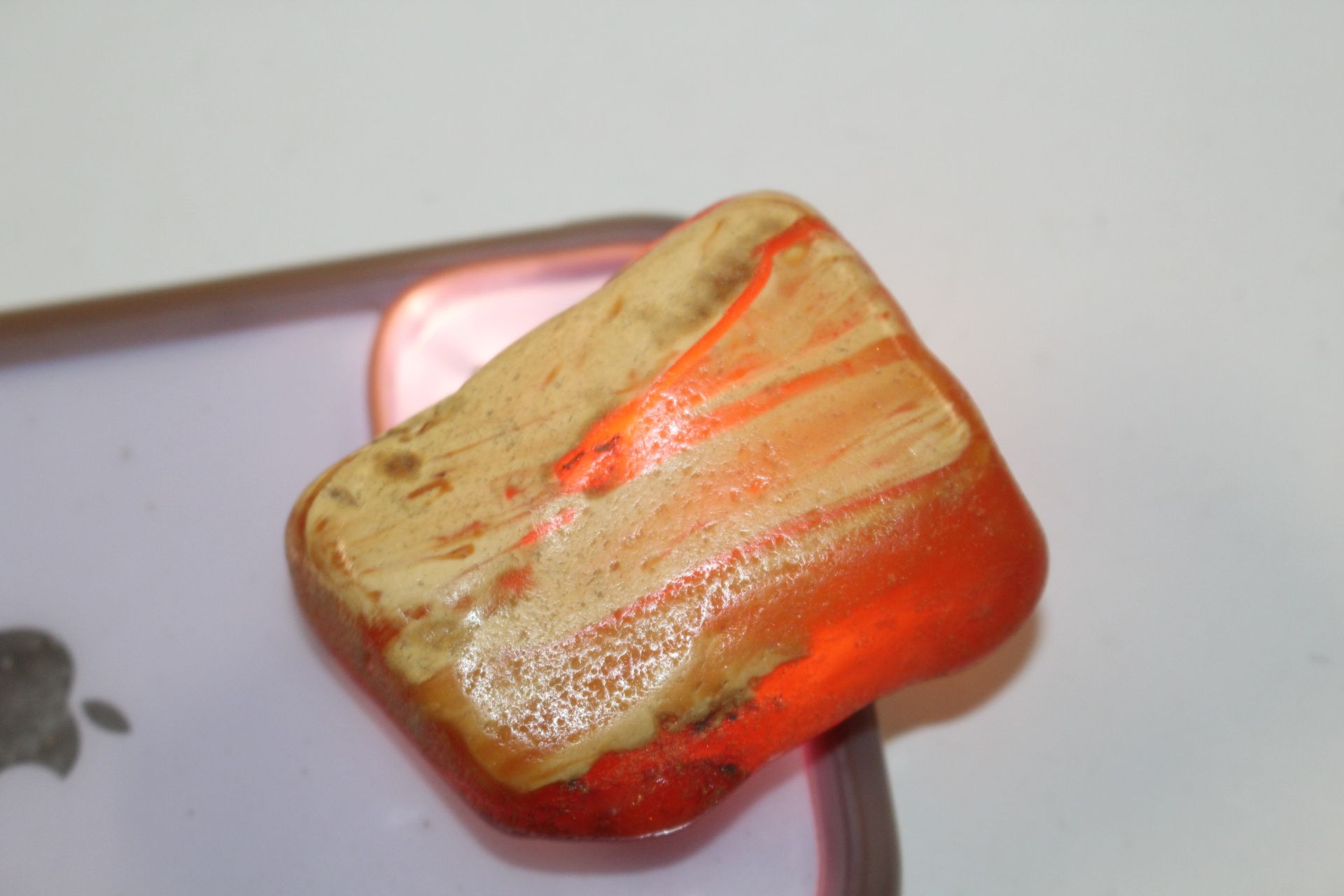 Three large pieces of raw amber, approx. 193gms - Image 3 of 9