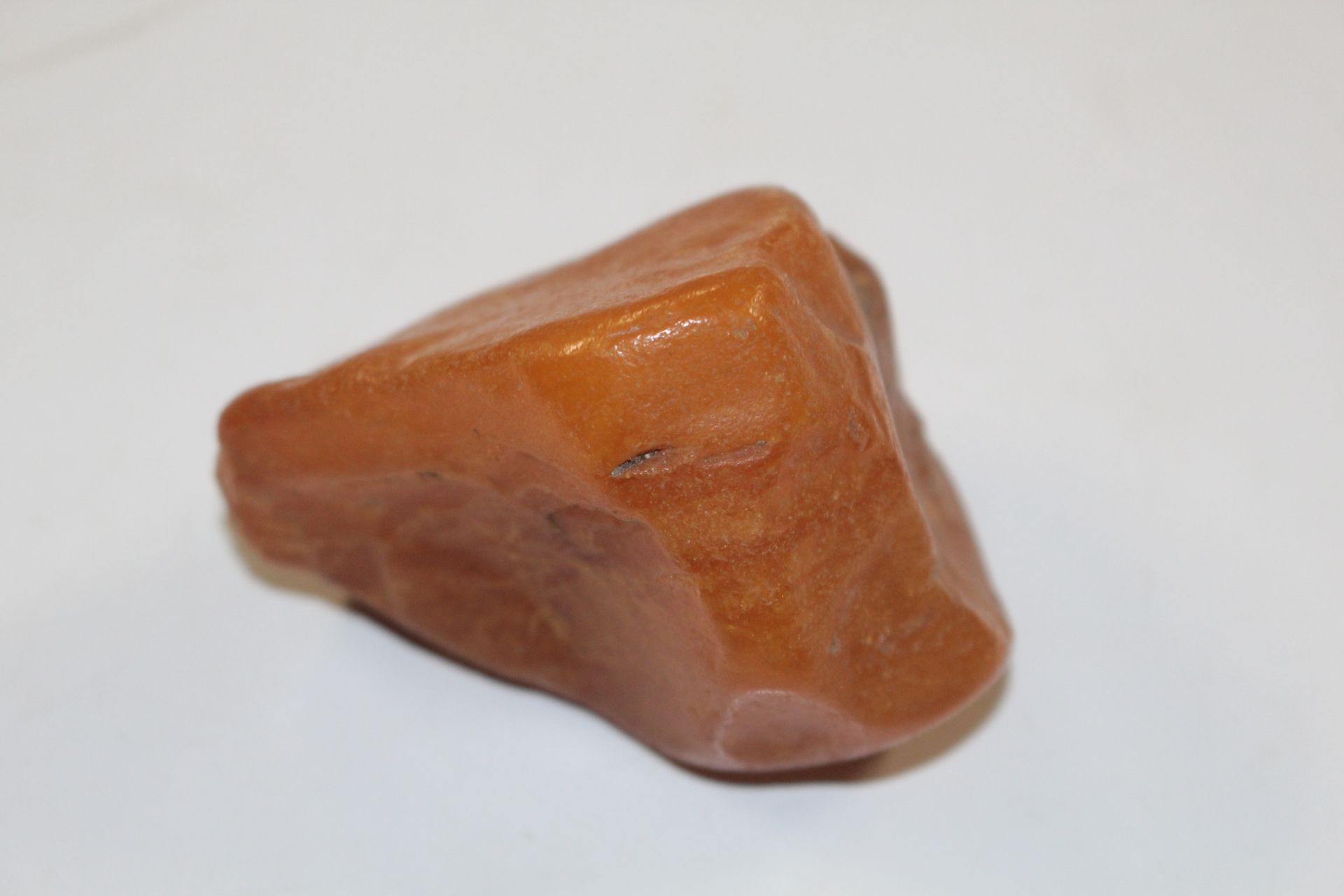 Three pieces of raw amber, approx. 194gms - Image 2 of 12