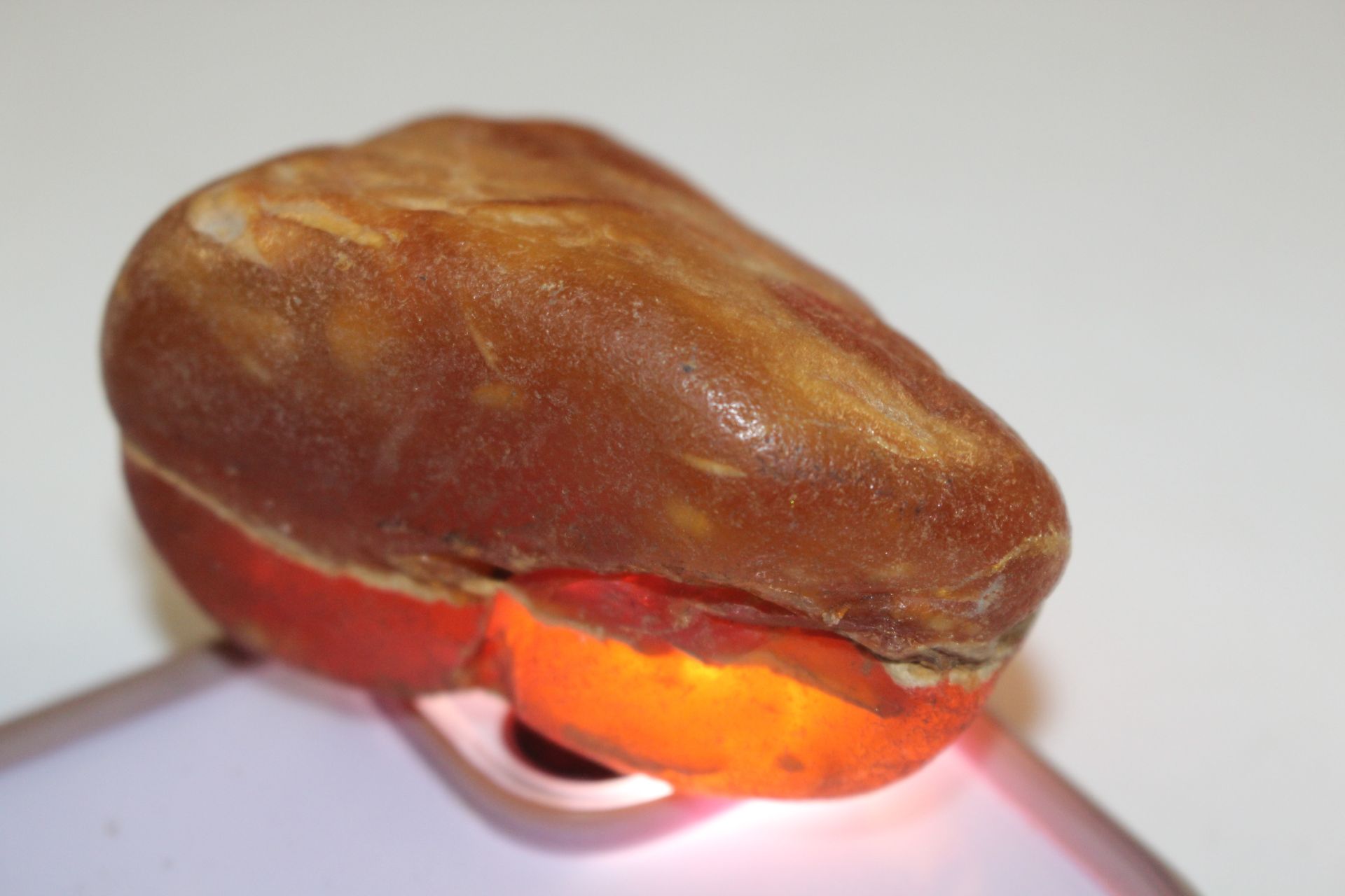 Three pieces of raw amber, approx. 194gms - Image 12 of 12