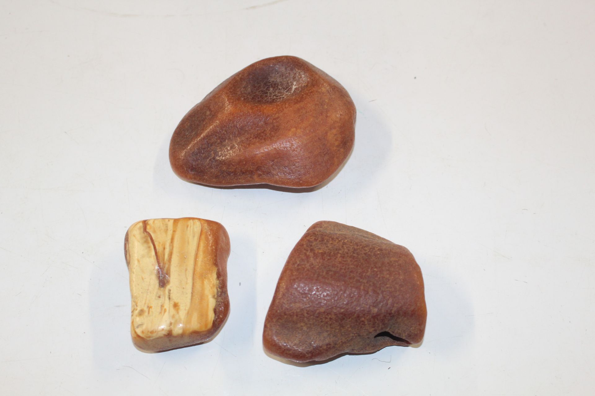 Three large pieces of raw amber, approx. 193gms