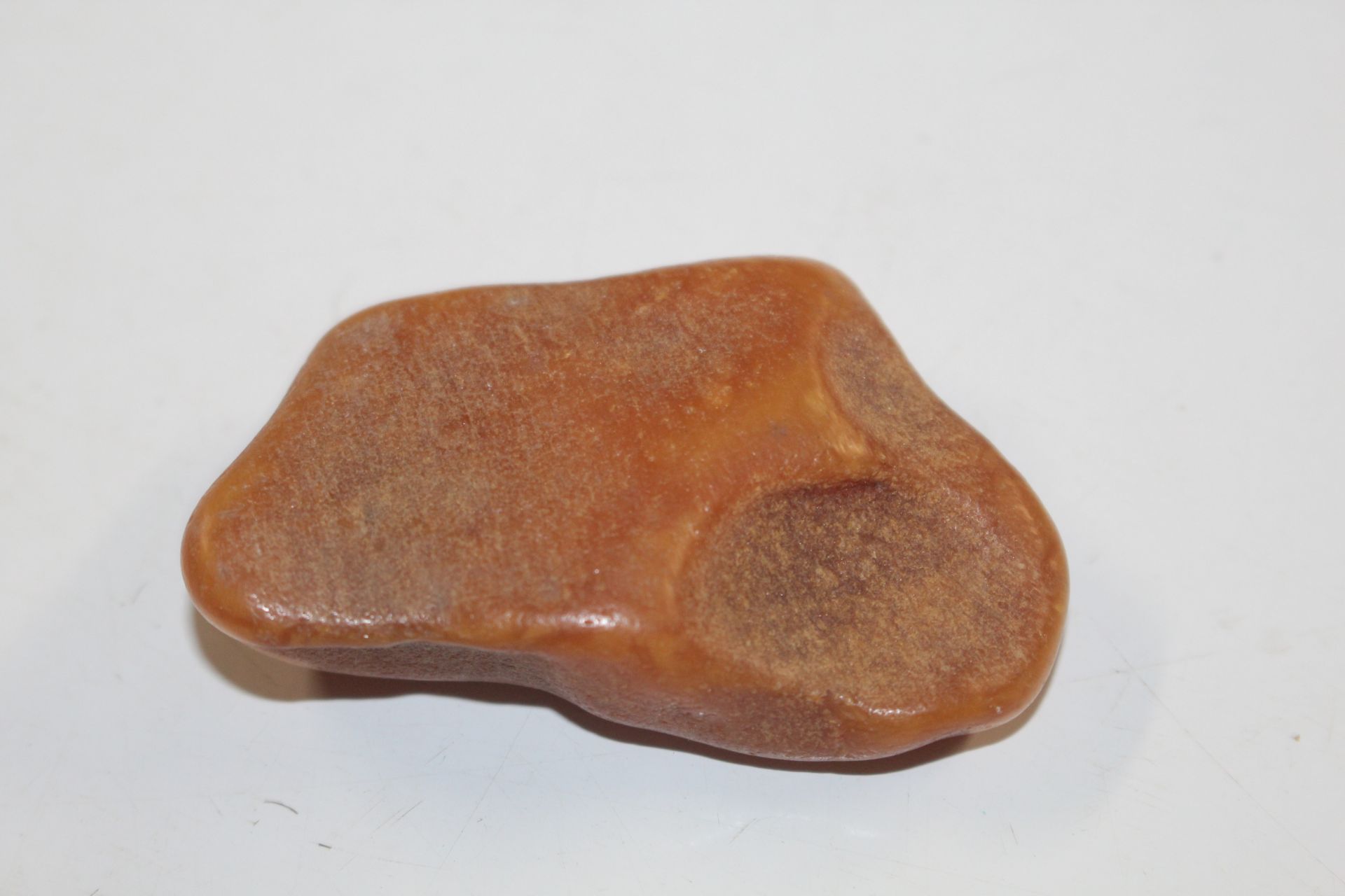 Three pieces of raw amber, approx. 194gms - Image 5 of 12