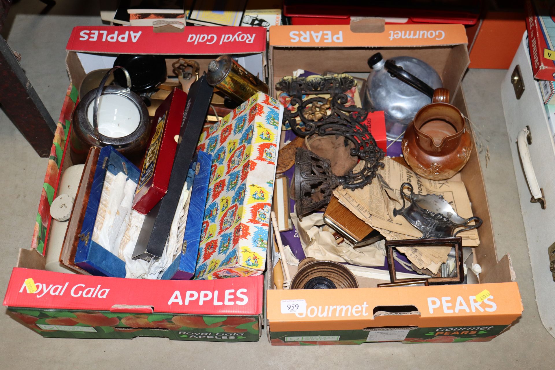 Two boxes containing Harvest ware jug, various cut