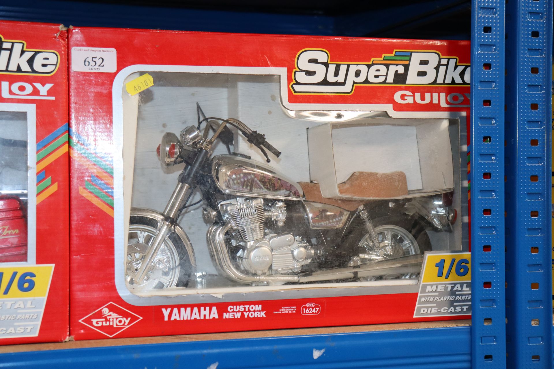 Two boxed diecast superbike models of motorbikes a - Image 2 of 4