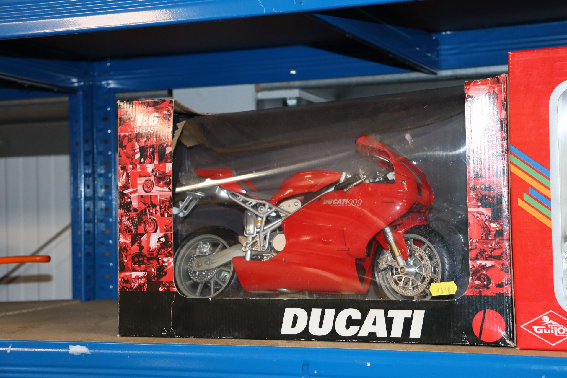 Two boxed diecast superbike models of motorbikes a - Image 4 of 4