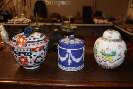An Imari bowl and cover; a Chinese ginger jar and
