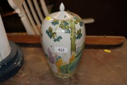 A Chinese porcelain tea jar