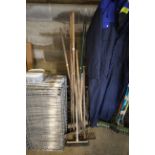 A quantity of long handled gardening tools to incl