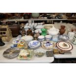 A collection of decorative china to include Royal