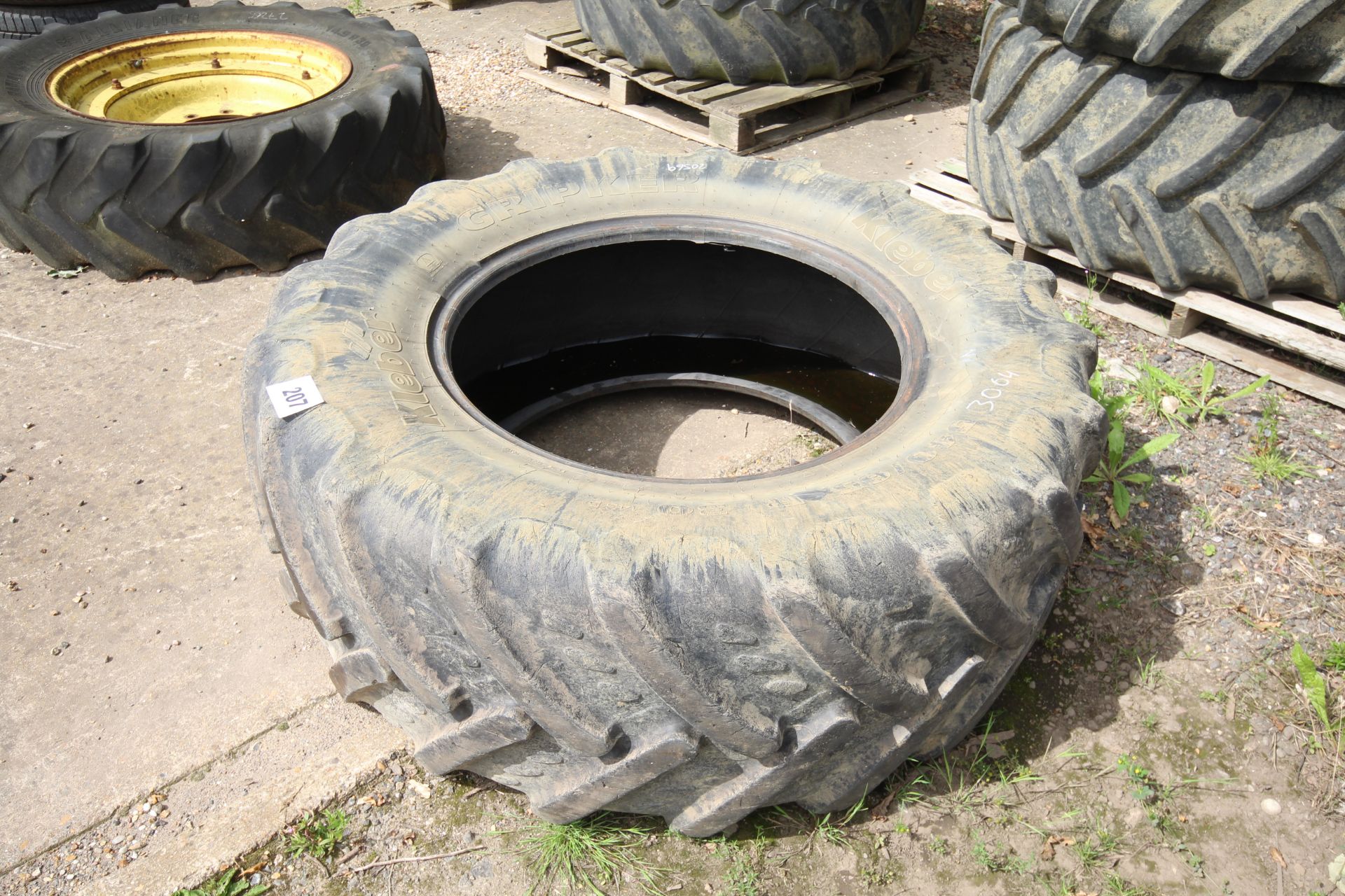 Kleber 540/65R30 tyre. V