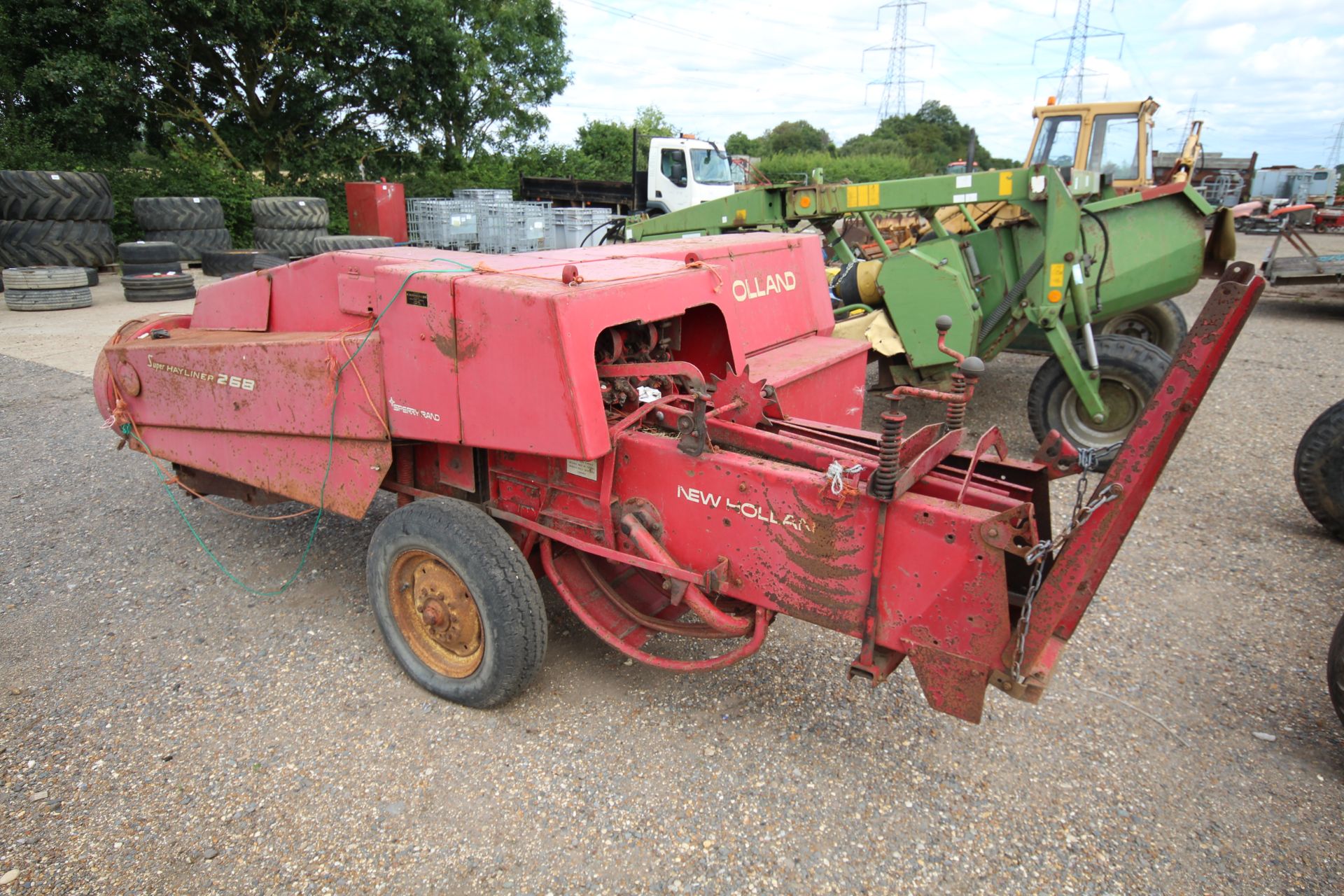 New Holland Super Hayliner 268 conventional baler. Owned from new. From a local deceased estate. - Image 3 of 26