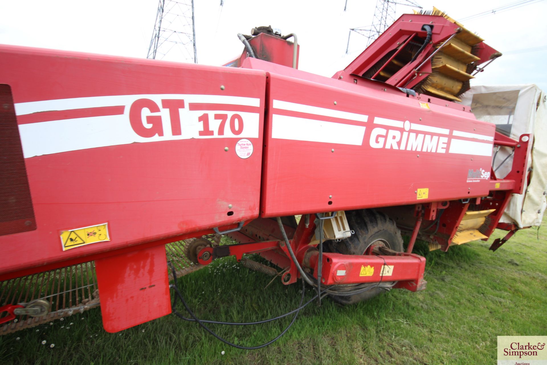 Grimme GT70 trailed potato harvester. 2011. Serial number 45001088. 16.5/85-28 and 620/50B22.5 - Image 11 of 41