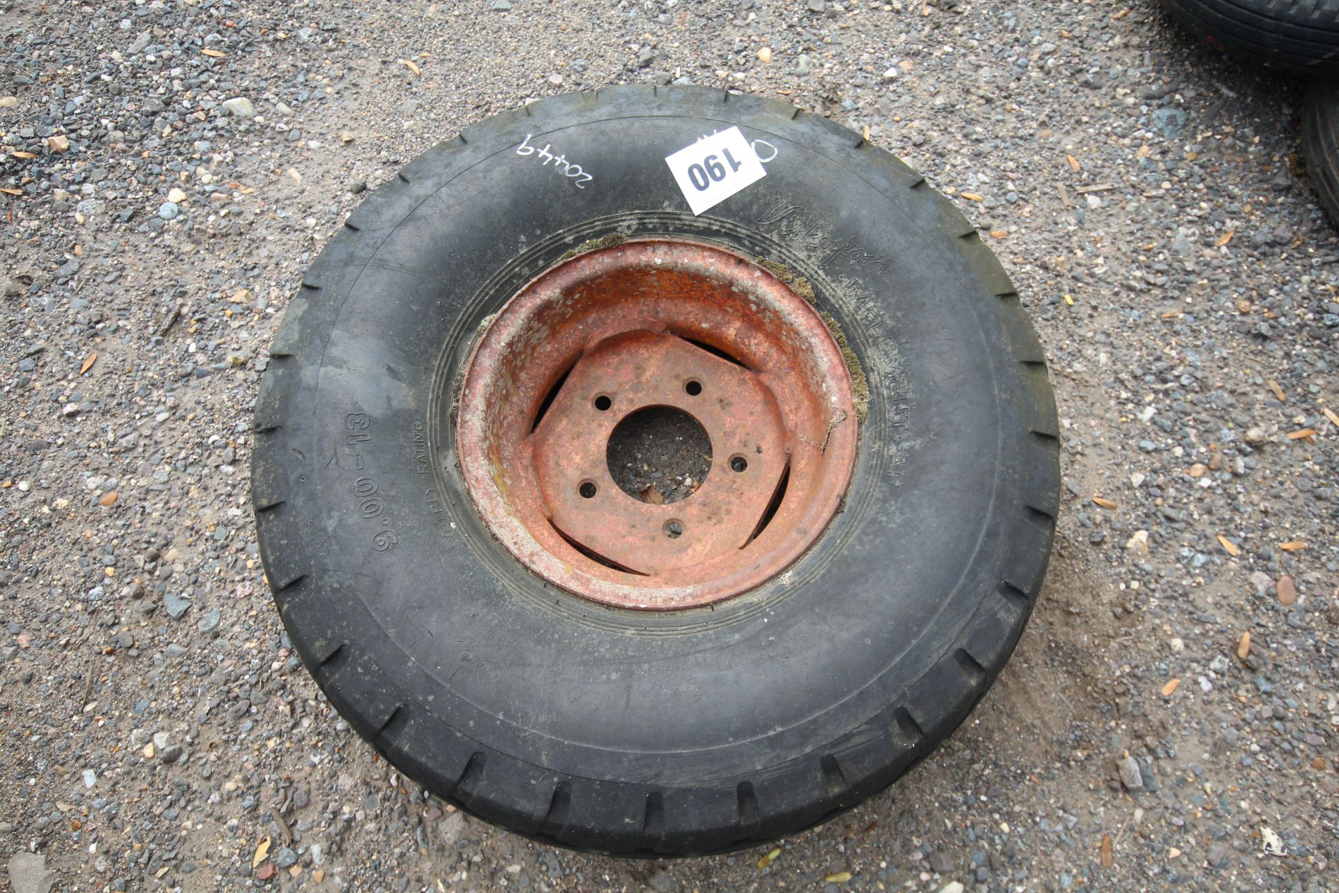 9.00-13 trailer wheel and tyre. V - Image 3 of 4