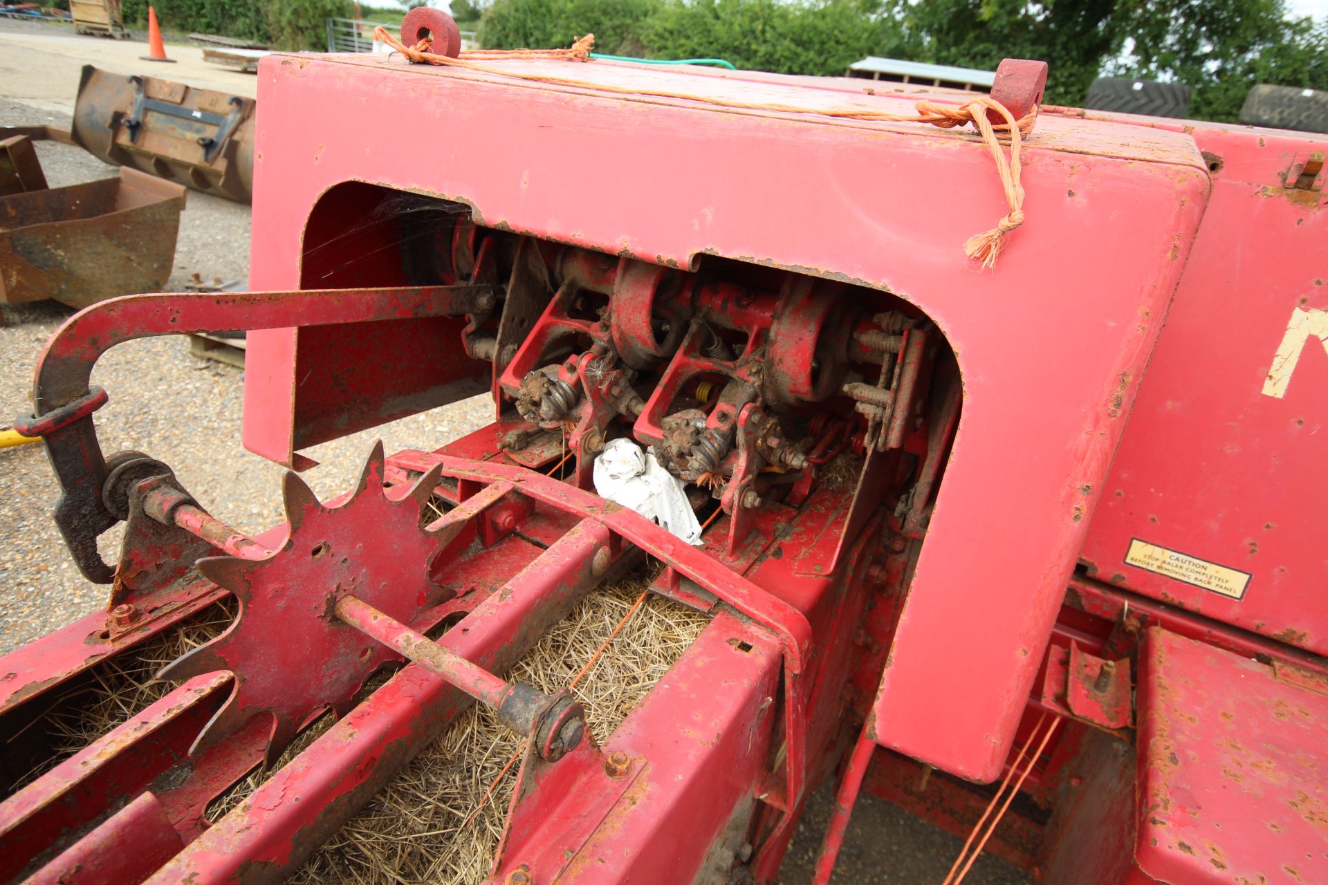 New Holland Super Hayliner 268 conventional baler. Owned from new. From a local deceased estate. - Image 20 of 26