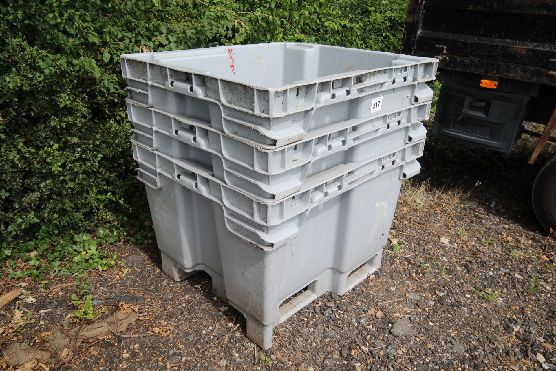 3x plastic stacking pallet tine crates.
