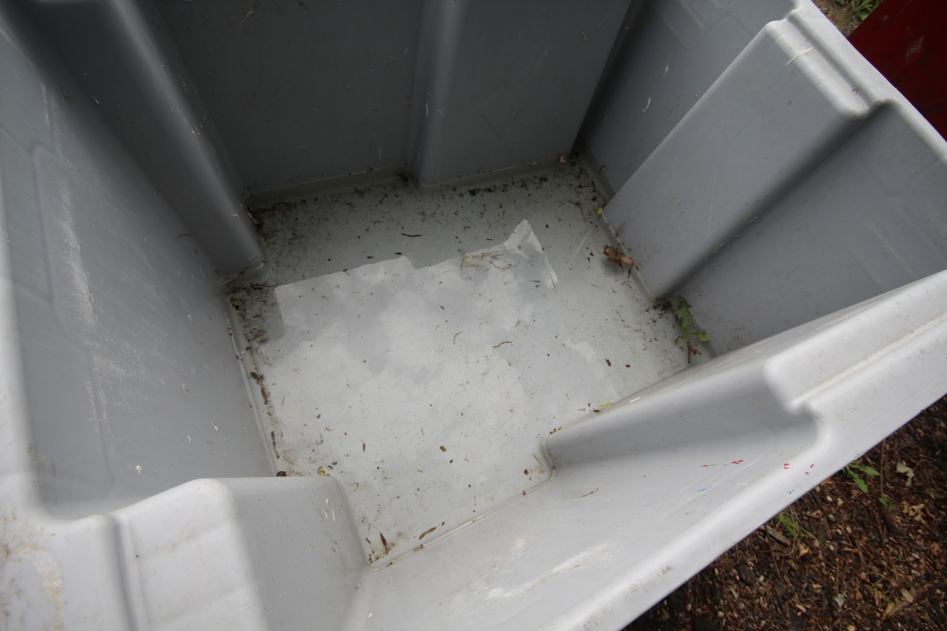 2x plastic stacking pallet tine crates. - Image 3 of 3