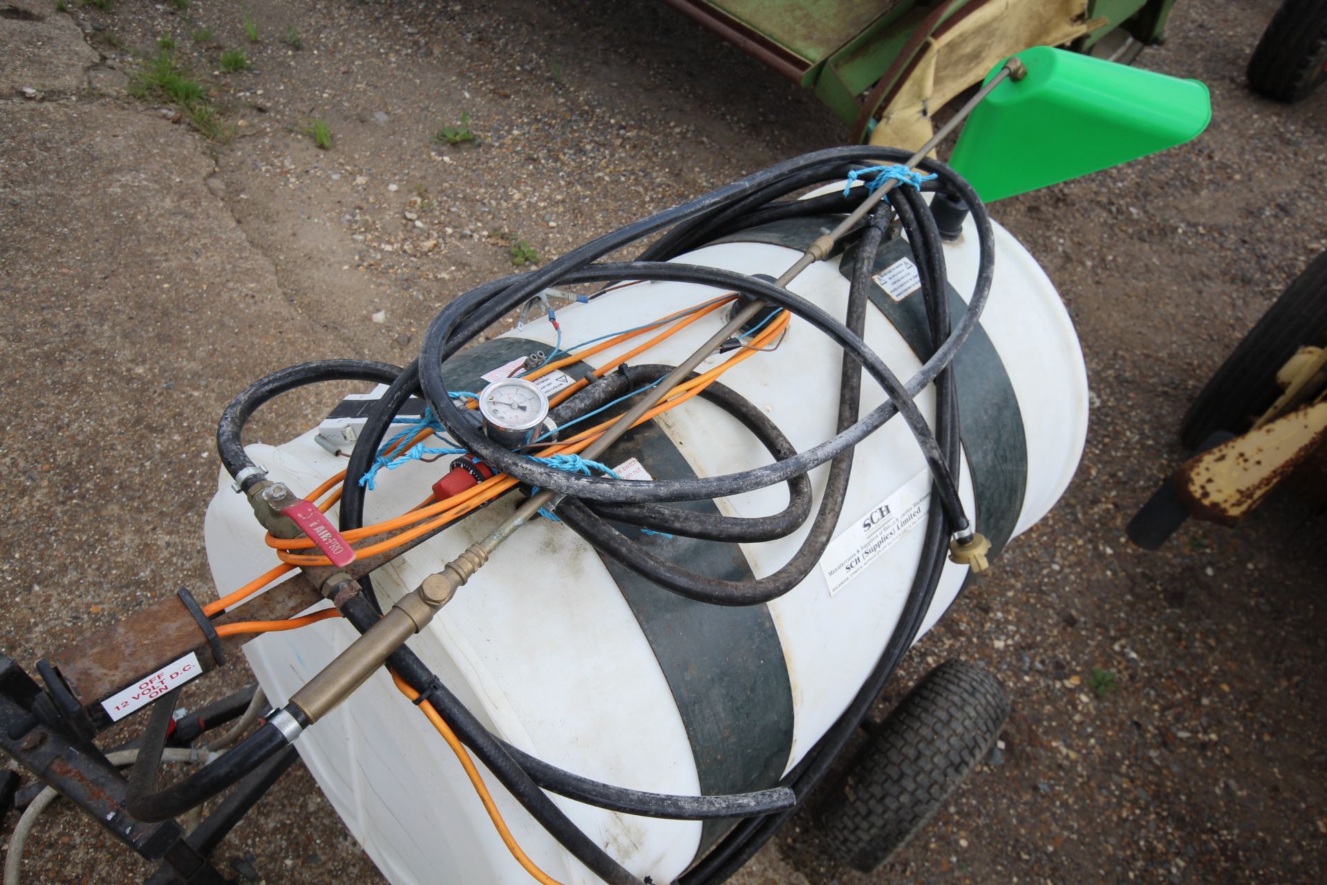 SCH trailed sprayer for ride on mower. With boom and lance. For sale due to sale of farm. V - Image 5 of 6