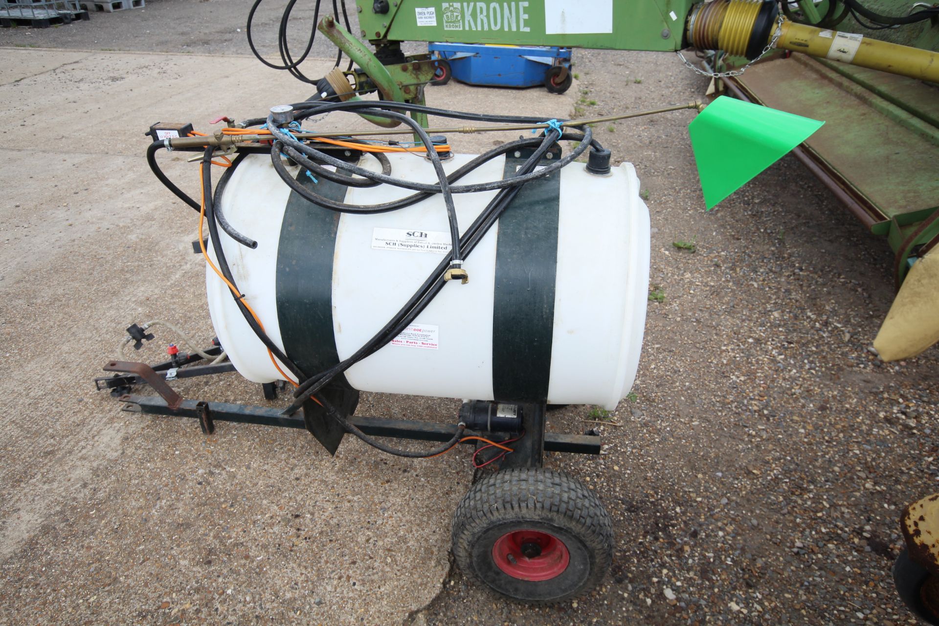 SCH trailed sprayer for ride on mower. With boom and lance. For sale due to sale of farm. V - Image 4 of 6