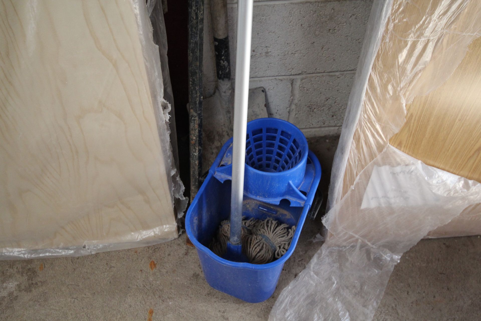 Plastic bucket and mop, strong bar and spade. V - Image 3 of 3