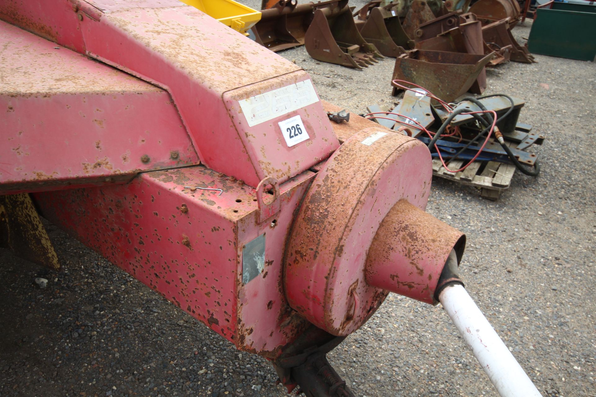 New Holland Super Hayliner 268 conventional baler. Owned from new. From a local deceased estate. - Image 9 of 26