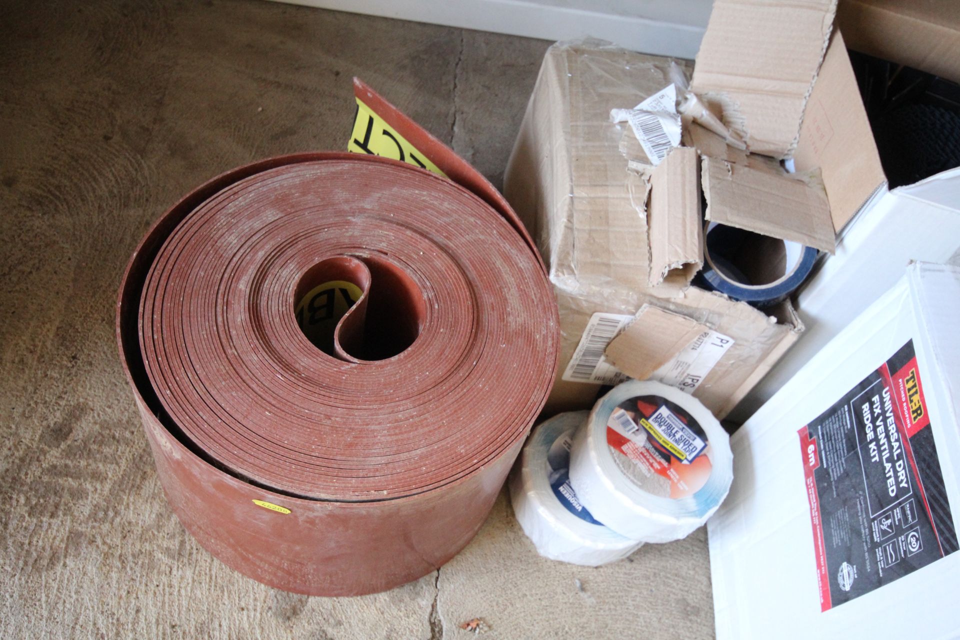 2x rolls of insulation; 2x rolls of carpet protector (25m), 2x boxes of Universal Dry Fix ventilated - Image 2 of 4