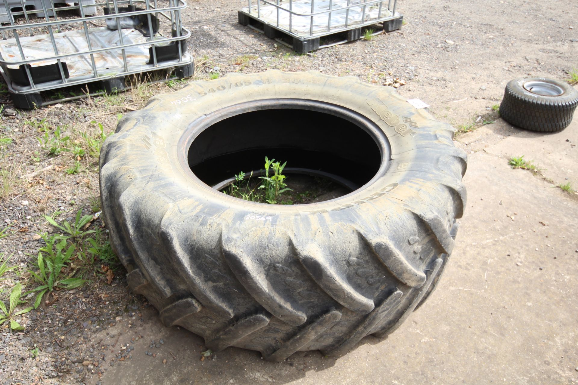 Kleber 540/65R30 tyre. V - Image 2 of 4