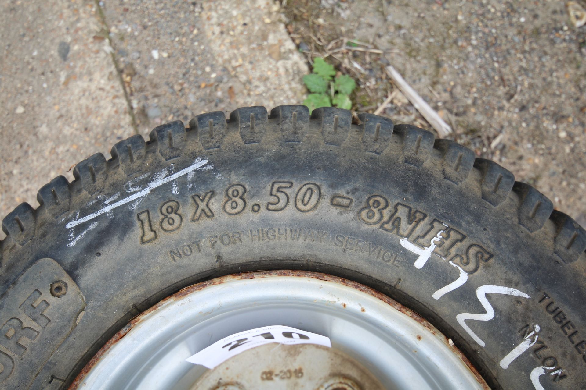 18x85-8NHS turf wheels and tyre. - Image 3 of 3